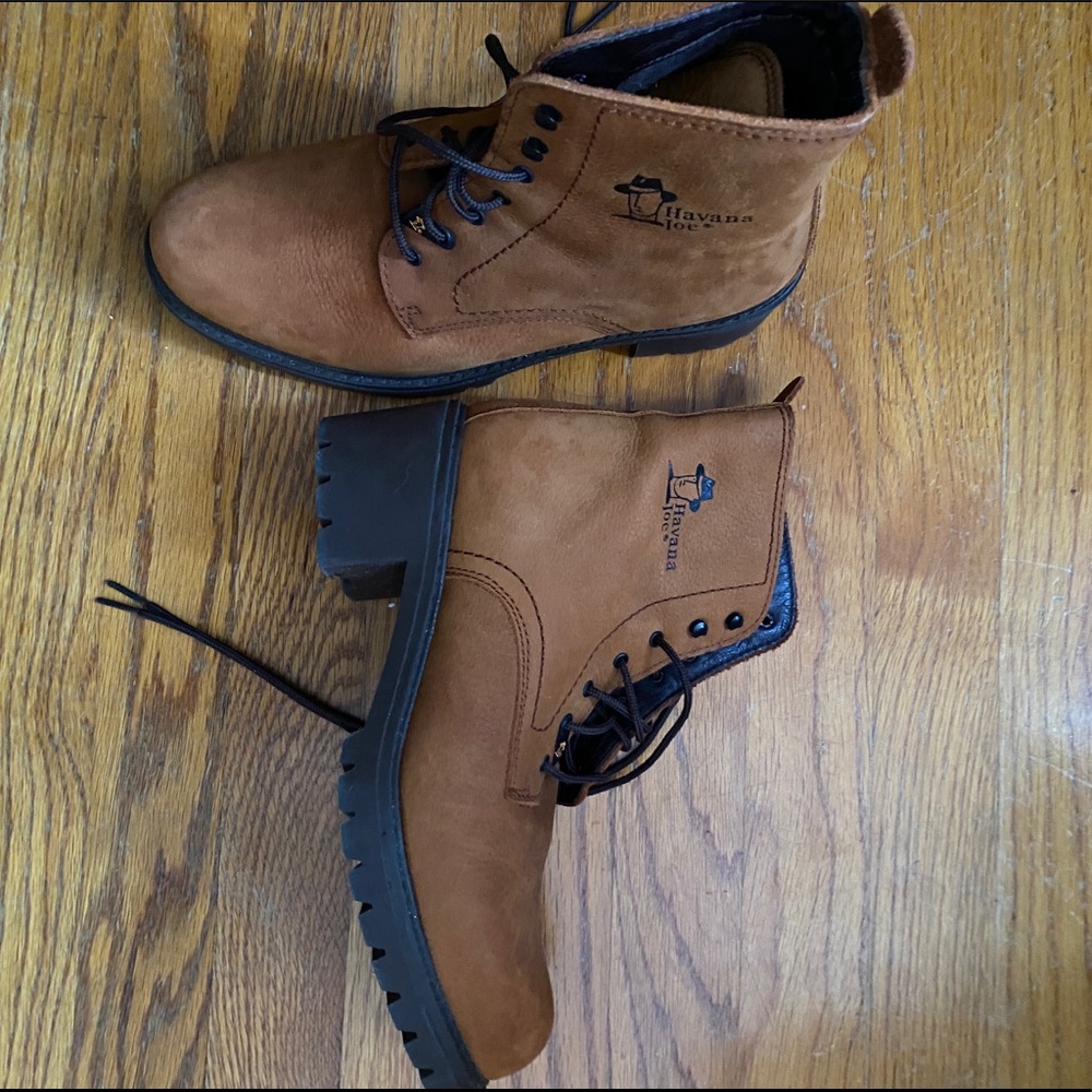 Women’s boots